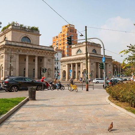 Cream Little Apartment - M1 - City Center Милан Экстерьер фото