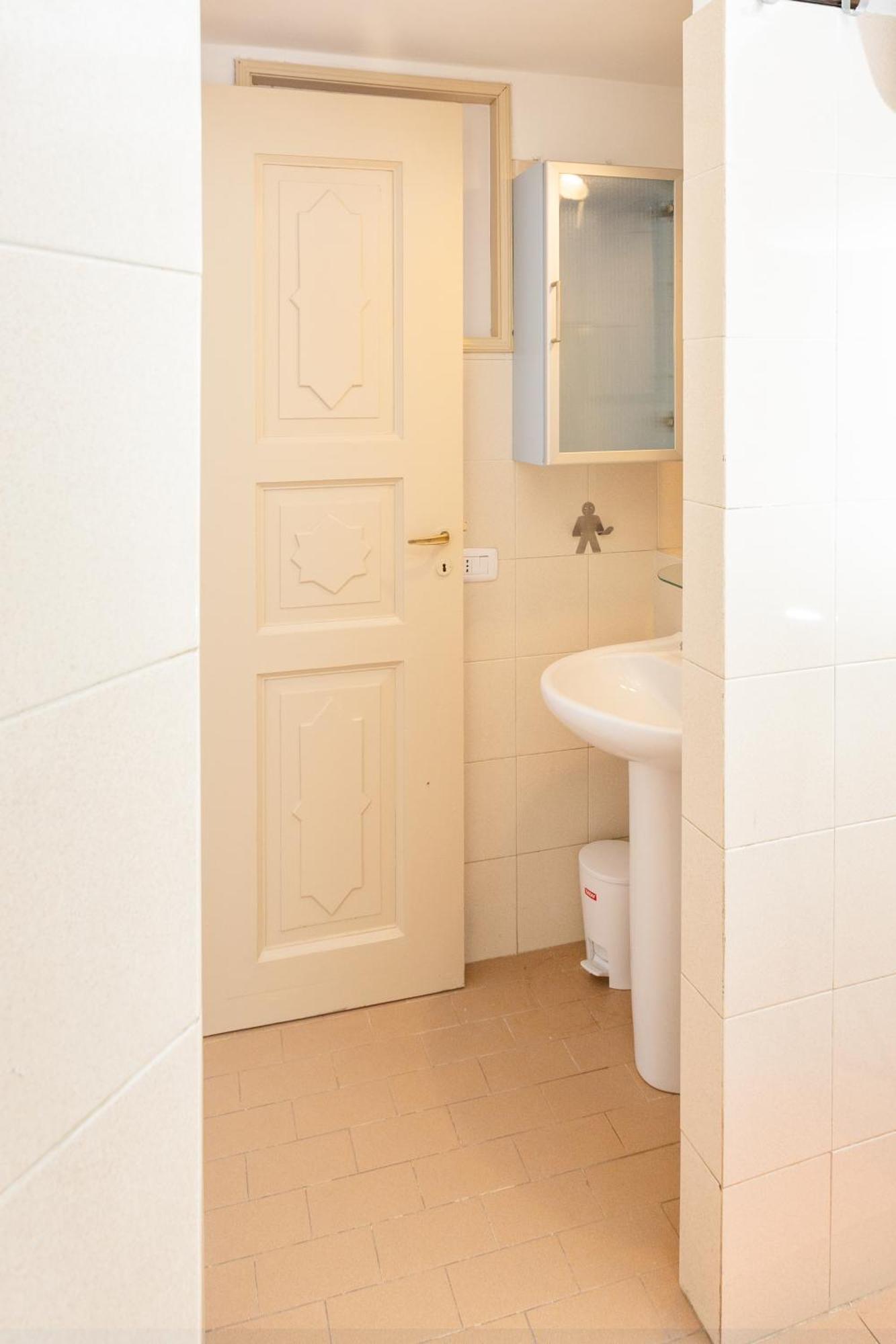 Cream Little Apartment - M1 - City Center Милан Экстерьер фото